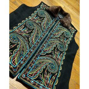Bob Mackie‎ Wearable Art Embroidered Women's Vest With Faux Fur Collar Size XS